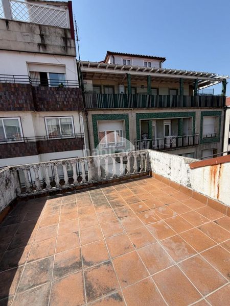 Foto d990f08e-5a38-4935-a833-ef2bb450b9ea. Apartament amb calefacció a Centro Ourense