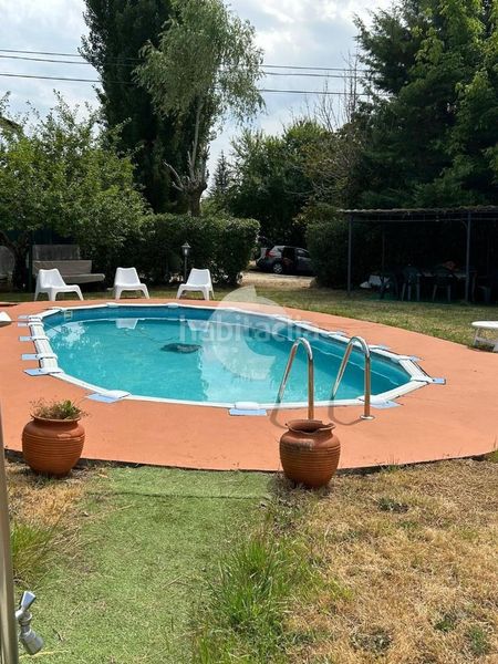 Foto 7bb1654d-9b2a-4a3a-915e-a0a5b02b5c43. Casa amb calefacció piscina a San Cibrao das Viñas