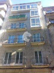Apartament a Centro. Precioso y amplio apartamento en el centro de la ciudad!!!2 habi