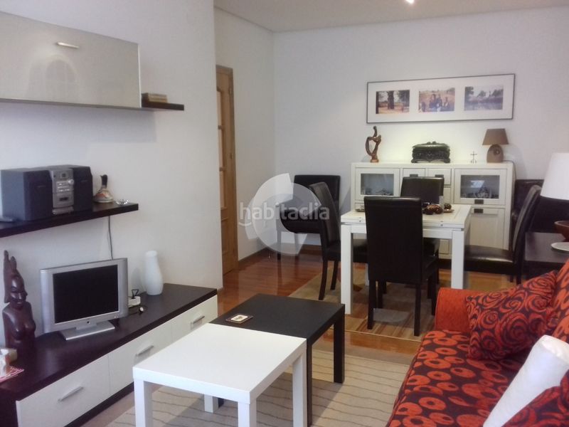 Foto 72d4c716-6ed8-4870-85ae-f48222b05583. Apartament amb calefacció aparcament a Centro Ourense