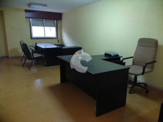 Miete Büro  San lázaro. Oficina en el parque de san lázaro de 50m2. totalmente amueblada