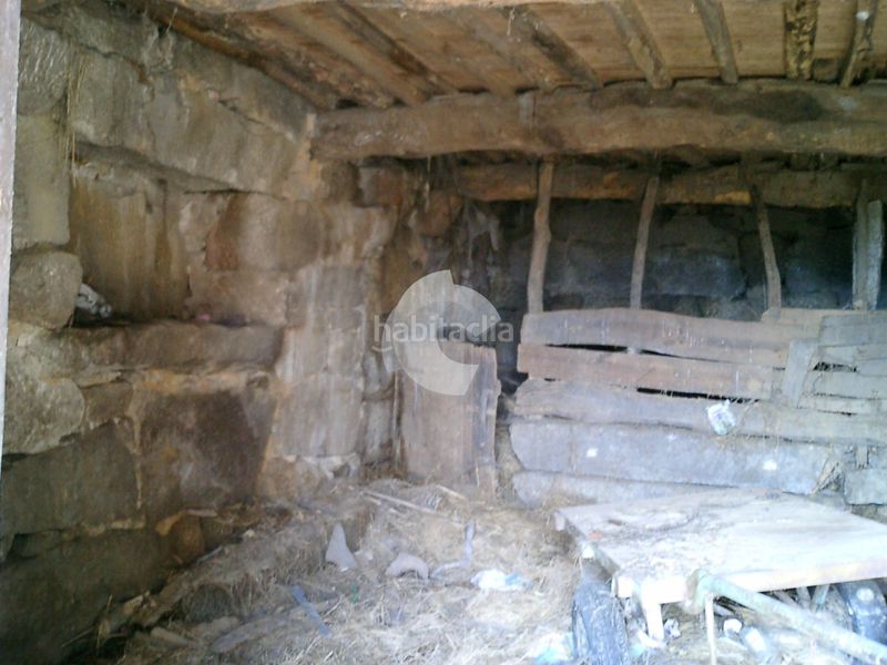 Foto 3687e381-4a32-49b6-89f3-b1a426e73f73. Casa aparellada a Taboadela