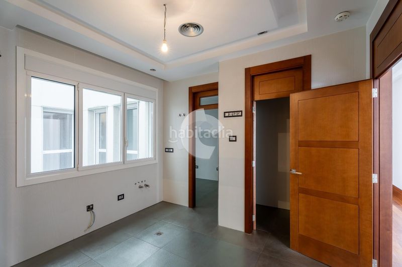 Foto 0f54fc0b-b45b-433b-b12a-8e6cea8e5c0b. Pis a Casco Viejo Ourense