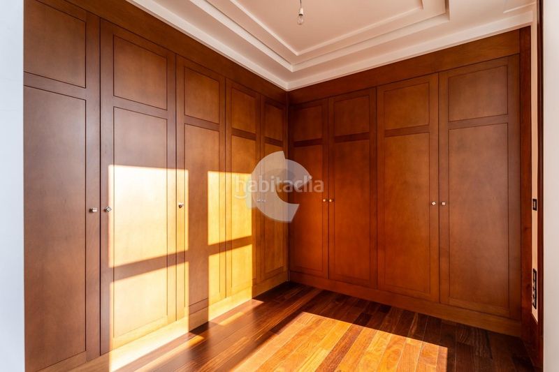 Foto 2fe45841-d49f-4b0a-a6bc-5b4168efe803. Pis a Casco Viejo Ourense