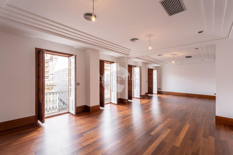 Foto a5ab20de-d8c6-483b-9ad8-d8186535e1cc. Pis a Casco Viejo Ourense