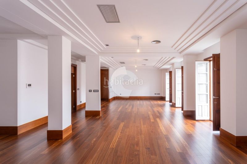 Foto d4095612-7a48-4b7c-9b76-4d2050e6af66. Pis a Casco Viejo Ourense