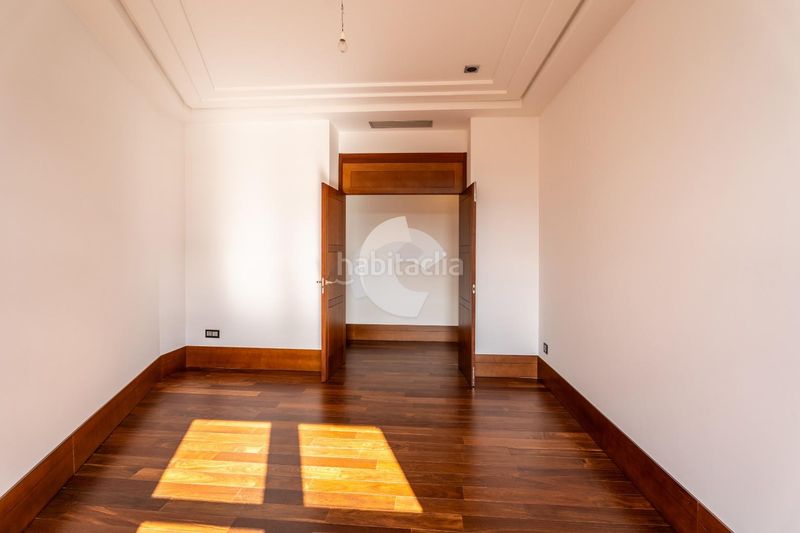 Foto f4fc82a1-e6b4-47a1-a6e6-63fde58a8dc9. Pis a Casco Viejo Ourense