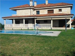 Casa  Rante. Precioso chalet con parcela de 3000 m2