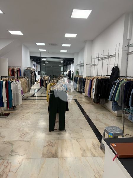 Foto d1394b49-944e-44bd-9b6b-eedbc65ce44d. Local comercial a Posío Ourense
