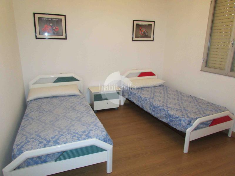 Foto 265a0f8f-6343-49e6-a776-9ace4800e8b9. Casa aparellada a Mariñamansa Ourense