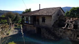 Maison  Caserio meson. Casa de piedra para reformar en santa cruz de arrabaldo. 1 dormi
