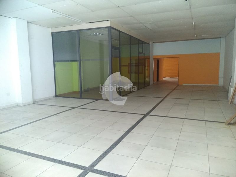 Foto b964e536-a656-46f2-b096-bf0ba85d5a13. Local comercial a Posío Ourense