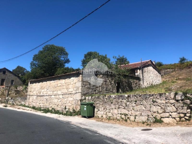 Foto bc00b3a4-3314-406e-8c52-3583f3c3b7a9. House in Entrimo