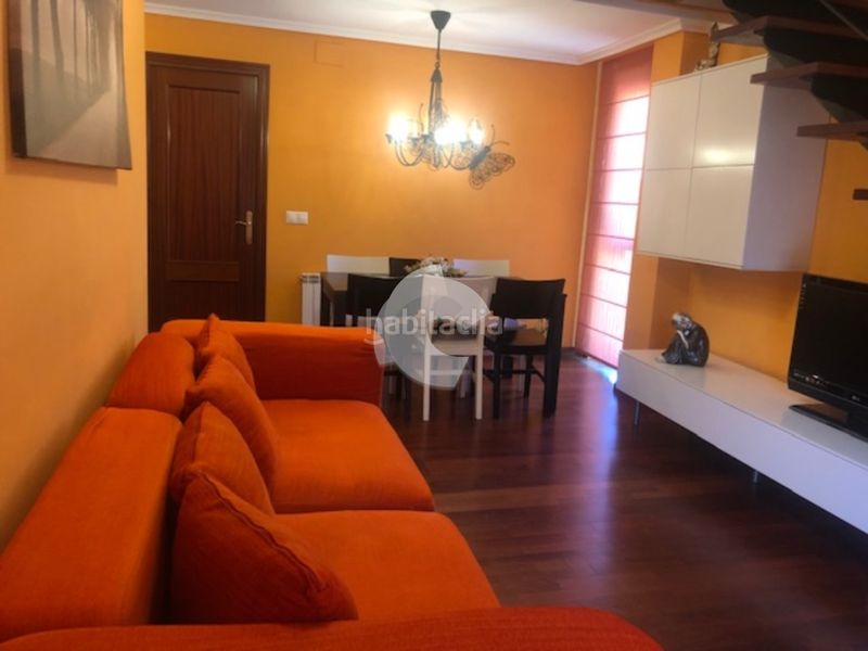 Foto 613b39f7-d7aa-4035-8701-af52bbf2c243. Duplex avec chauffage dans Lobios