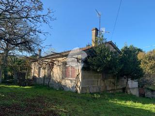 Maison  Loureiro. Casa para reformar en loureiro, amoeiro.  apartamento de 2 dormi