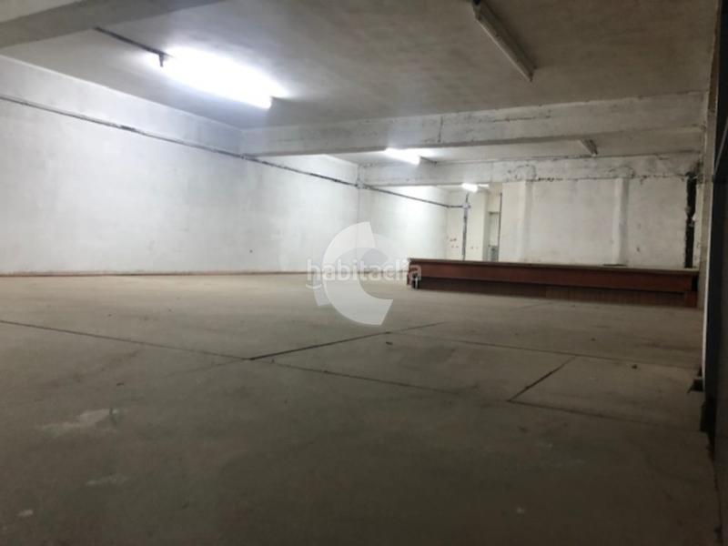 Foto ab652947-a4f3-46ba-9b83-22b61623d152. Local commercial dans San Rosendo Ourense