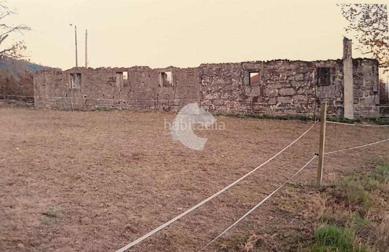 Foto edcd3e9f-ec6f-421c-8cf9-40768c8c2a26. Casa a Peroxa (A)