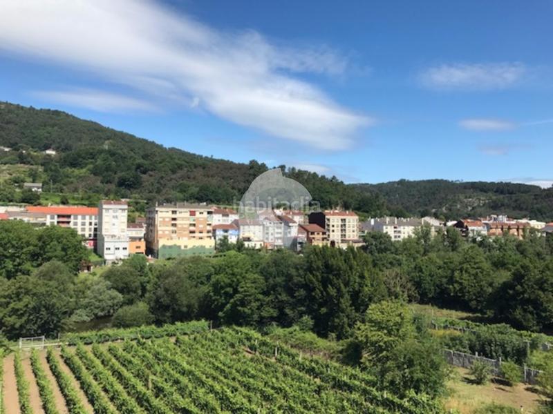 Foto 3b592655-bbd5-4500-9fa9-40897da6eec2. Casa a schiera in Ribadavia