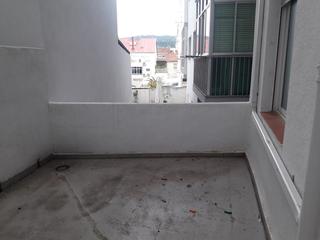 Pis  Rúa nosa señora da saínza. Piso con terraza en la sainza. 3 dormitorios, 2 baños, salón - c