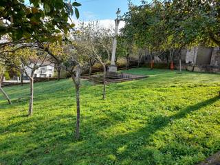 Terreny residencial  Camiño das corbas. Finca urbanizable en ceboliño. 900 m2. buena orientacion e ideal