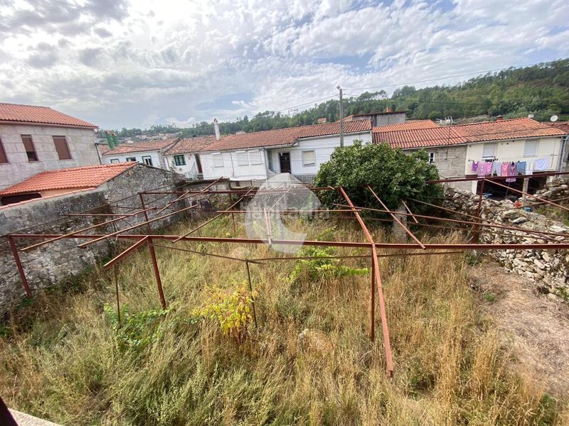 Foto c3f61404-a6bd-4329-aeec-7b8f40410efd. Casa in Lobios