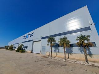 Lloguer Nau industrial a Polígono 2 parcela 185 margalef. torregrossa (lle 2. Alquiler de 4000m2 nave industrial en torregrossa en punto estra
