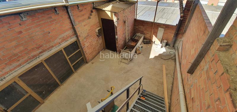Foto 1e2e3ce4-06c8-4ba1-9bb8-901761203a2e. Local comercial local almacén en venta alquiler en Miralcamp