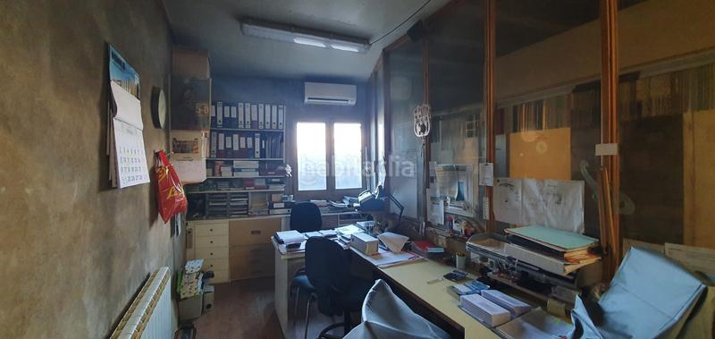 Foto d9885285-4c1e-433d-87c5-9ec3c4e99f38. Local comercial local almacén en venta alquiler en Miralcamp