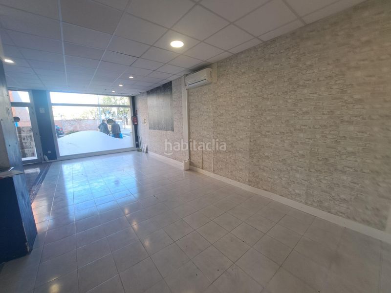 Foto e624a0f6-57f0-4057-a415-6349d03c239e. Local comercial en calle domenech cardenal 52 venta de local comercial de 100m2terrassa en Mollerussa