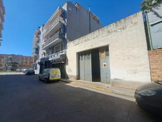Lloguer Nau industrial  Carrer sant jordi. Alquiler de local en mollerussa