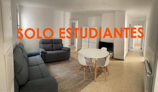 Lloguer Pis  Plaça manel bertran. Alquiler de piso para estudiantes  a compartir en mollerussa