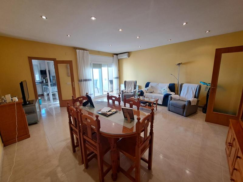 Foto 11264ad7-0fef-4ed8-a16a-344b74daae6a. Casa in calle prat riba 15 in Miralcamp