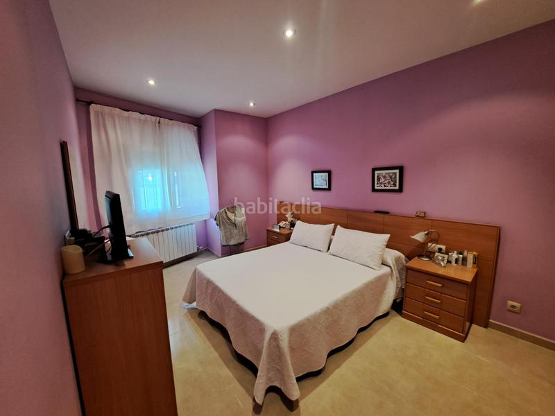 Foto 7e2f1ff2-c3a8-403b-b349-f3cd25206474. Casa in calle prat riba 15 in Miralcamp