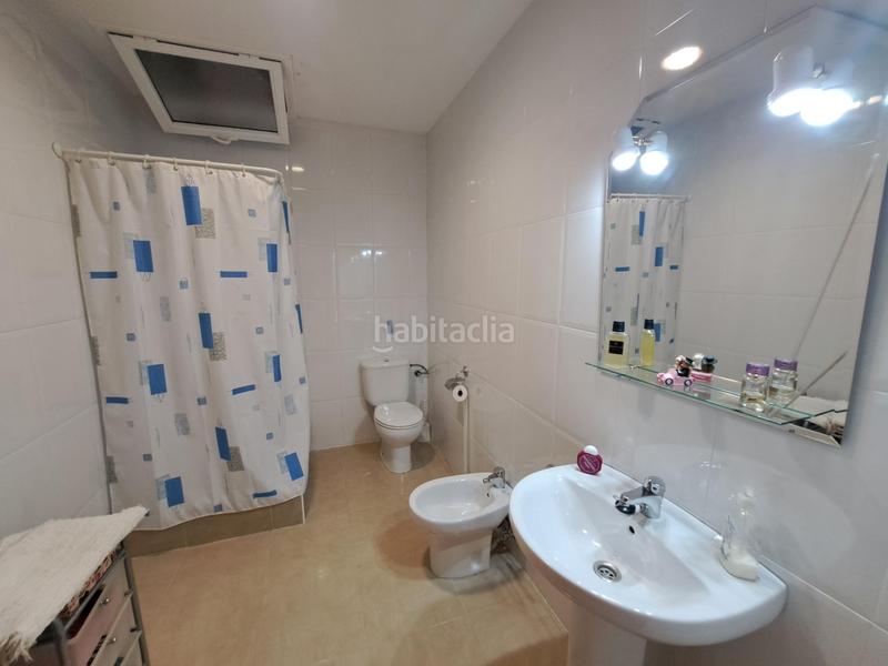 Foto 8afd6a2a-6961-4bb5-b39c-cd3ec4612f75. Casa in calle prat riba 15 in Miralcamp