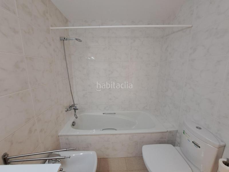 Foto 36265171-02c6-46c0-9c56-ecda10f4484a. Lloguer pis amb calefacció aparcament a Bellvís