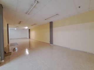 Miete Geschäftsraum in De ferran puig 17. Alquiler de local comercial de 158 m  zona de paso en mollerussa