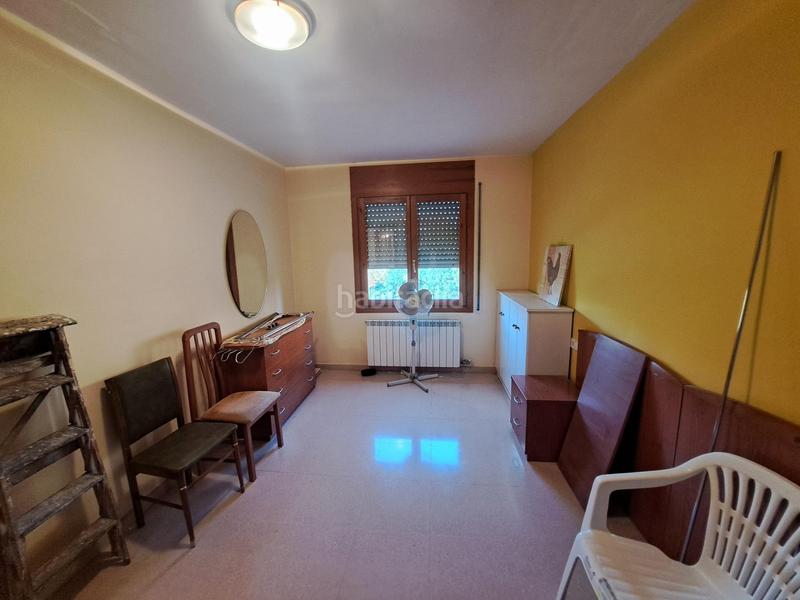 Foto c59aee8a-54ff-4317-9072-fee20b5ae963. Piso en calle montsec 8 en Mollerussa