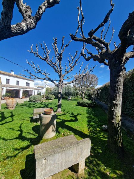 Foto b9aa99b4-73f7-4794-819f-2e2553bddd18. Masia amb calefacció aparcament a Mollerussa