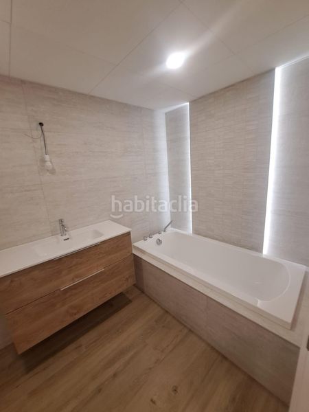 Foto 50efebd7-4eb6-444b-ac0f-f0c69722b23d. Pis amb calefacció aparcament a Mollerussa