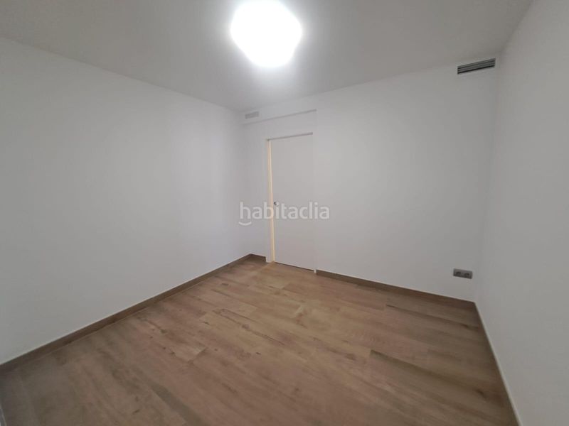 Foto c8dc1645-332b-47ac-a48e-2cbe3d2c1cbf. Pis amb calefacció aparcament a Mollerussa