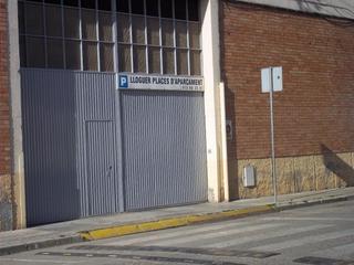 Lloguer Aparcament cotxe a Mollerussa. Alquiler plaza parking en mollerussa