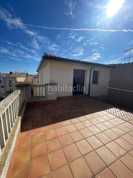 Foto 1e8ac46e-bdda-447f-8aa7-091efe719d0b. Casa en l'esglesia 1 venta de casa en Torregrossa