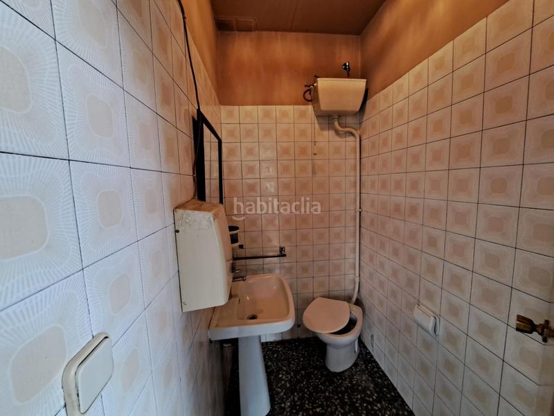 Foto 153f295f-389a-4ada-a8ba-d4828e8568a1. Edifici a Mollerussa