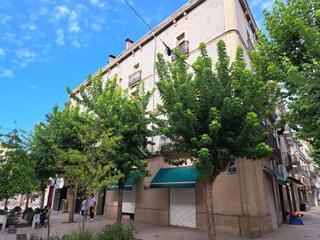Etagenwohnung  Manel bertran. Piso en venta con inquilino oportunidad inversores