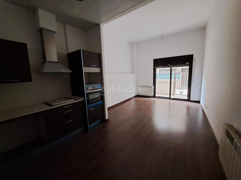 Foto eb0980b6-ec6f-4b9c-a158-c3cc7ea0eec5. Piso en 11 de setembre 137 en venta piso de una habitacion en bellcaire en Bellcaire d´Urgell