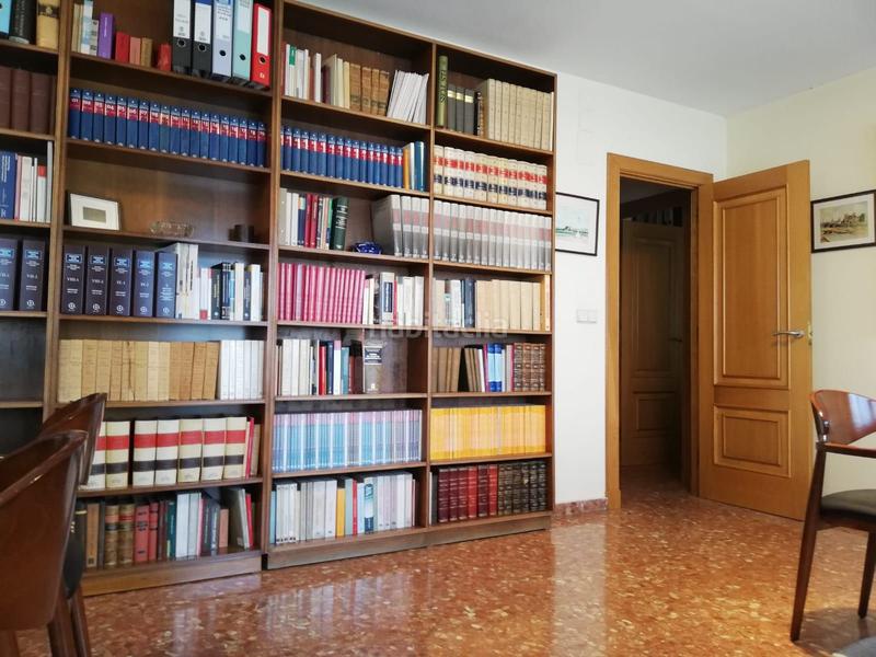 Foto d918d1a7-1434-4f6e-95f8-8274a1efa640. Bureau dans Casco Histórico Castellón de la Plana