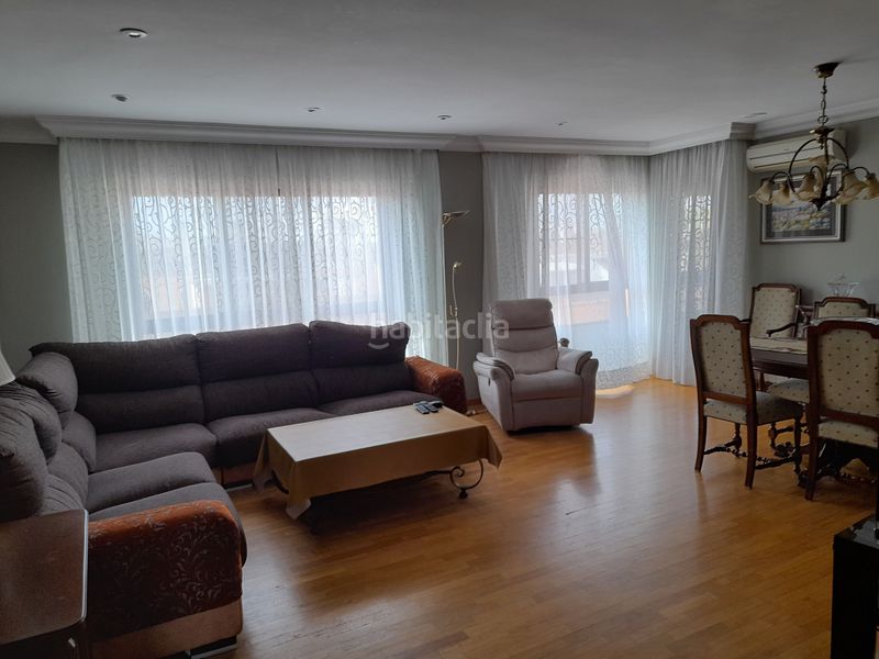 Foto 0a036170-7e9a-4dd1-9b44-35ab8c53e4b5. Penthouse with heating parking in Plaza Illes Columbretes Castellón de la Plana