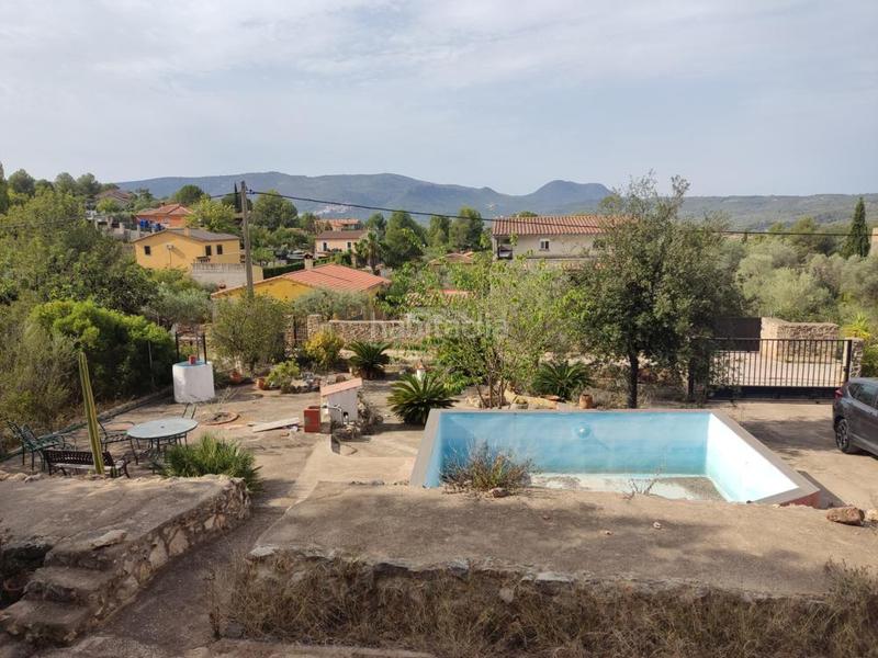 Foto c3df8add-7389-4bb1-8870-223f75fcfe01. Chalet con piscina in Vilafamés