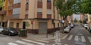 Business premise in Carrer del Pintor Ribera 15