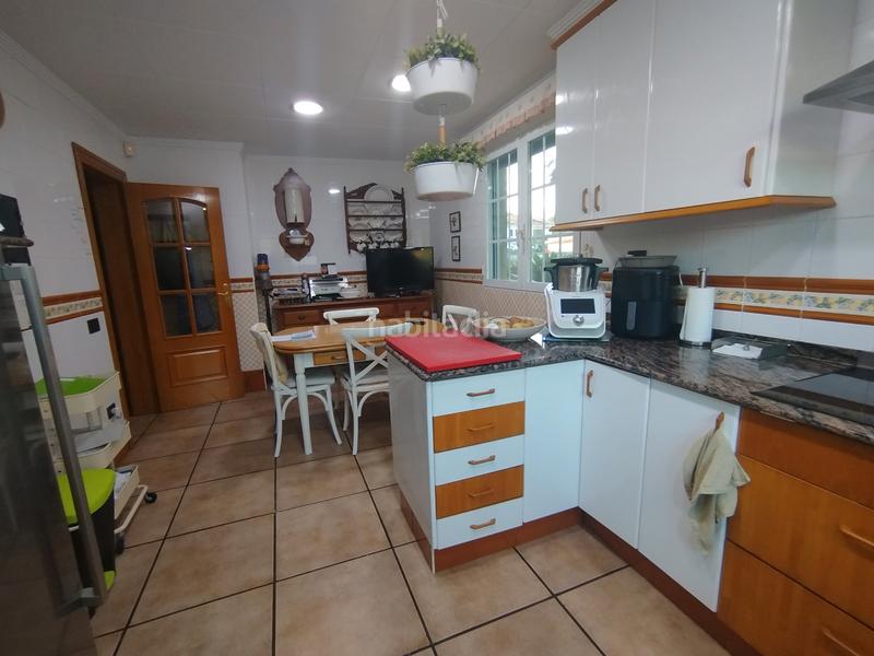 Foto 04d8713e-5baf-4f7f-b8f0-a2fc50584569. Chalet with fireplace parking pool in El Grao Castellón de la Plana